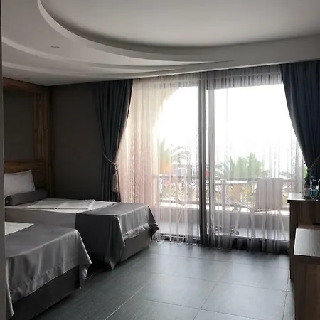 Grand Vuslat Hotel
